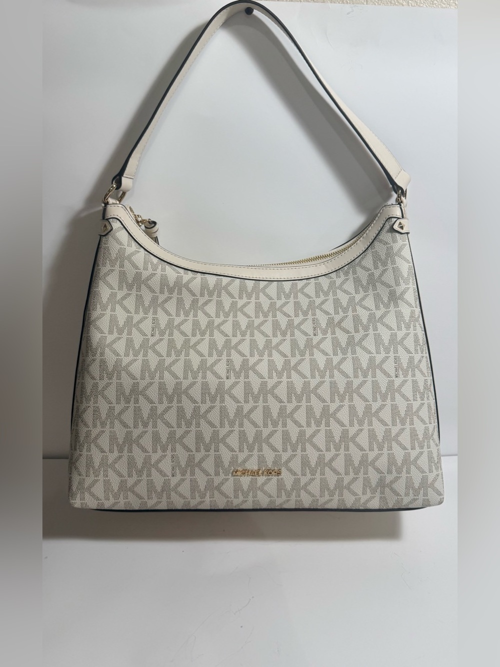 Michael Kors Vanilla Multi Signature Logo Shoulder Bag NWT MSRP $398
